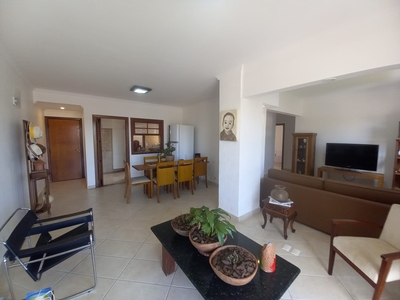 Apartamento em Nossa Senhora da Abadia, Uberaba/MG de 186m² 3 quartos à venda por R$ 449.000,00