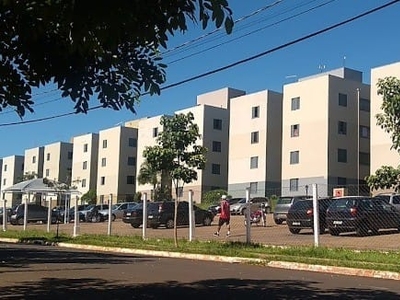 Apartamento em Perobinha, Londrina/PR de 45m² 2 quartos à venda por R$ 75.000,00