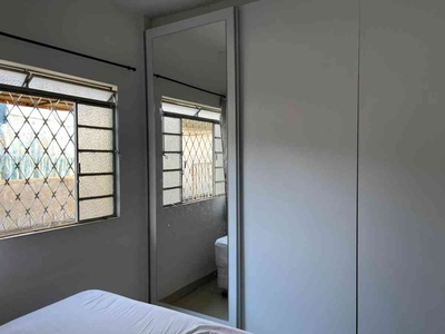 Casa com 2 quartos à venda no bairro Nova Granada, 300m²