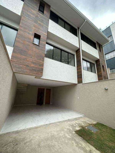 Casa com 3 quartos à venda no bairro Itapoã, 120m²