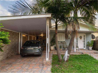 Casa com 3 quartos à venda no bairro São Vicente, 150m²