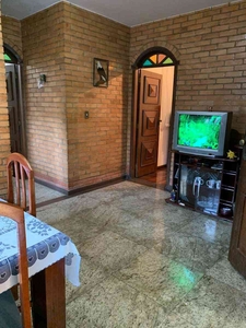 Casa com 4 quartos à venda no bairro Ouro Preto, 300m²