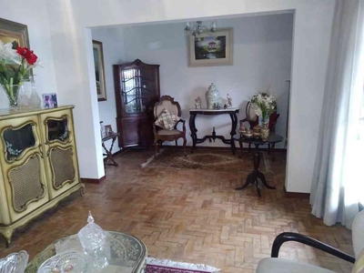 Casa com 4 quartos à venda no bairro Prado, 468m²