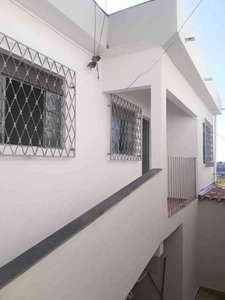 Casa com 4 quartos à venda no bairro Santo André, 350m²
