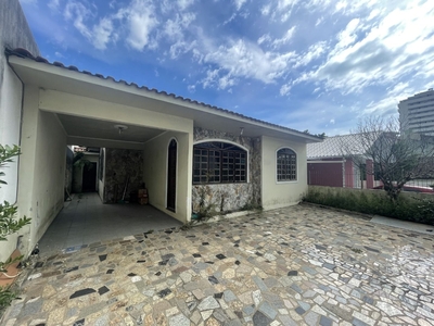 Casa em Barreiros, São José/SC de 144m² 3 quartos à venda por R$ 499.000,00
