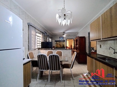 Casa em Cidade Jardim, Birigüi/SP de 162m² 2 quartos à venda por R$ 219.000,00