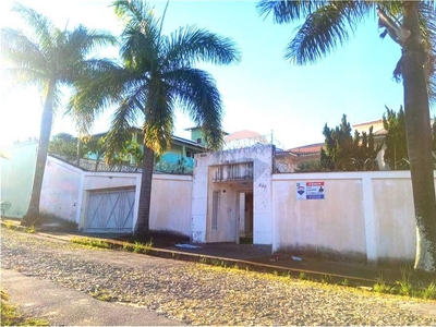 Casa em Colonial, Contagem/MG de 880m² 4 quartos à venda por R$ 1.379.000,00