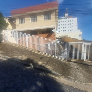 Casa em Diamante (Barreiro), Belo Horizonte/MG de 100m² 3 quartos para locação R$ 1.800,00/mes