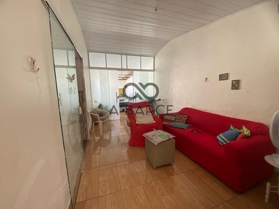 Casa em Hernani Sá, Ilhéus/BA de 180m² 3 quartos à venda por R$ 349.000,00