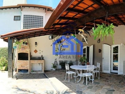 Casa em Jardim Britânia, Caraguatatuba/SP de 147m² 4 quartos à venda por R$ 764.000,00