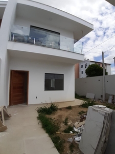 Casa em Parque Turf Club, Campos dos Goytacazes/RJ de 134m² 3 quartos à venda por R$ 414.000,00