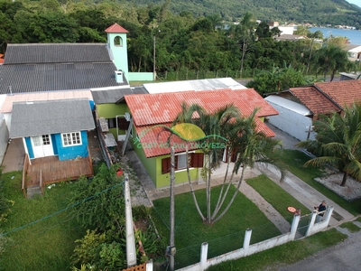 Casa em Ribeirão da Ilha, Florianópolis/SC de 300m² 4 quartos à venda por R$ 699.000,00