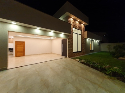 Casa em Santa Genoveva, Goiânia/GO de 226m² 4 quartos à venda por R$ 1.599.000,00