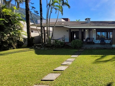 Casa em Sertão do Perequê Mirim, Ubatuba/SP de 380m² 3 quartos à venda por R$ 5.799.000,00