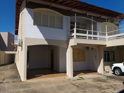 Imóvel Comercial em Setor Coimbra, Goiânia/GO de 626m² à venda por R$ 2.649.000,00
