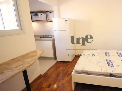 Kitnet em Trindade, Florianópolis/SC de 15m² 1 quartos para locação R$ 1.749,00/mes