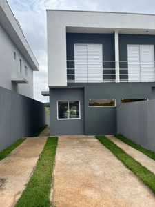 Sobrado em Vila São Francisco, Cotia/SP de 80m² 3 quartos à venda por R$ 398.000,00