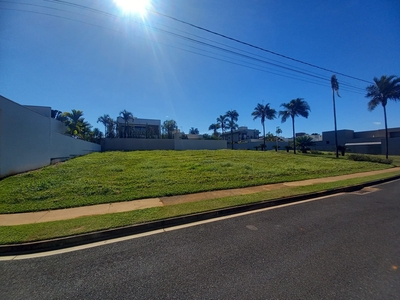 Terreno em Recreio dos Bandeirantes, Uberaba/MG de 10m² à venda por R$ 848.000,00