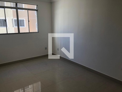 APARTAMENTO no 1º andar com 2 dormitórios e 1 garagem