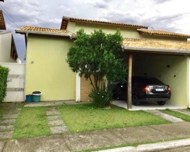 Casa Mobiliada com Área de lazer e Piscina no condominio, c/ 3 dormitórios p/ alugar por R