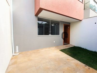 Casa em Itapoã, Belo Horizonte/MG de 106m² 3 quartos à venda por R$ 619.000,00