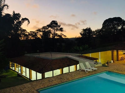 Casa em Jardim Meny, São Roque/SP de 333m² 3 quartos à venda por R$ 689.000,00