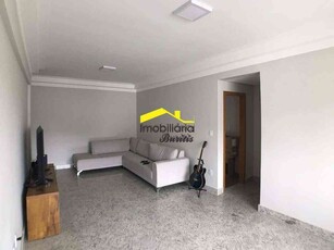 Apartamento com 2 quartos para alugar no bairro Buritis, 75m²