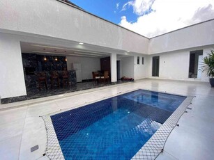 Casa em Condomínio com 3 quartos à venda no bairro Brasília/Plano Piloto, 340m²