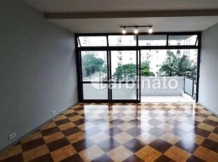 Jardim América - 191m² Privativos - Reformado - Px. Oscar Freire - 2 Garagens