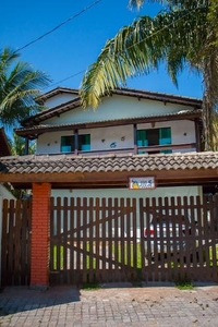 Casa a 100m da Praia de Guaratuba, Bertioga-sp