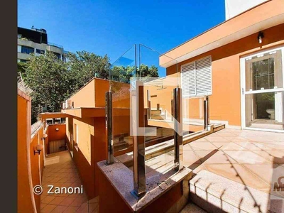 Casa com 4 quartos à venda no bairro Floresta, 135m²