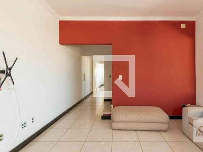 Casa com 5 quartos à venda no bairro Flamengo, 360m²