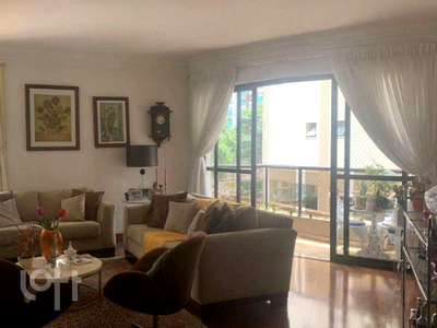 Apartamento à venda em Campo Belo com 172 m², 3 quartos, 3 suítes, 3 vagas