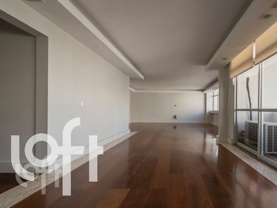 Apartamento à venda em Itaim Bibi com 225 m², 4 quartos, 1 suíte, 2 vagas