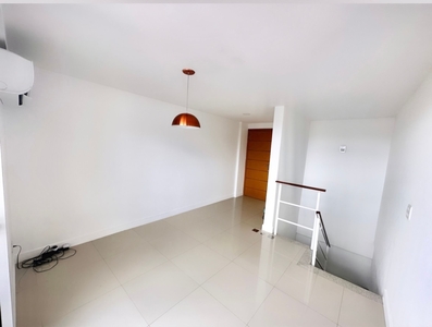 Apartamento à venda em Recreio dos Bandeirantes com 150 m², 3 quartos, 1 suíte, 3 vagas