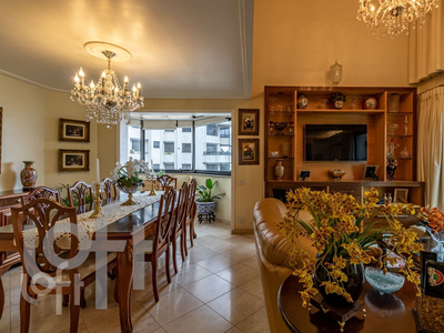 Apartamento à venda em Vila Andrade com 200 m², 4 quartos, 3 suítes, 3 vagas