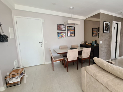 Apartamento à venda em Vila Andrade com 64 m², 2 quartos, 1 suíte, 1 vaga