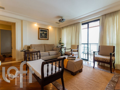 Apartamento à venda em Vila Sônia com 160 m², 4 quartos, 2 suítes, 4 vagas