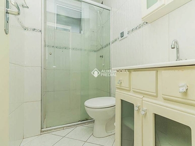 Apartamento com 1 Quarto e 1 banheiro para Alugar, 43 m² por R$ 1.400/Mês