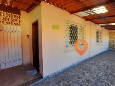 Casa com 4 dormitórios para alugar, 180 m² por R$ 3.378,00/mês - Santa Tereza - Belo Horiz