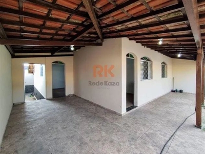 Casa para aluguel, 3 quartos, 1 suíte, 3 vagas, Arvoredo - Contagem/MG