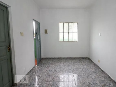 Casa para Aluguel - Irajá, 2 Quartos, 100 m2