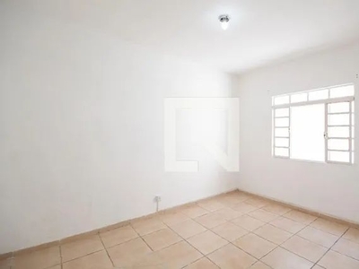 Casa para Aluguel - Vila Yara, 2 Quartos, 53 m2