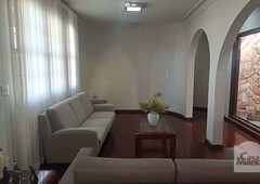 Casa com 3 quartos à venda no bairro Alto Caiçaras, 320m²