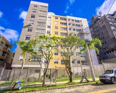 Apartamento com 2 dormitórios com suite à venda no bairro em Porto Alegre por R$ 493