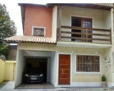 Casa com 3 dormitórios à venda, 126 m² por R$ 490.000,00 - Araras - Teresópolis/RJ