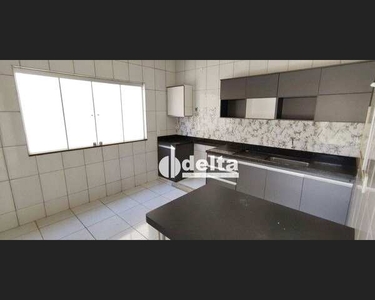 Casa com 3 dormitórios à venda, 230 m² por R$ 570.000,00 - Alto Umuarama - Uberlândia/MG