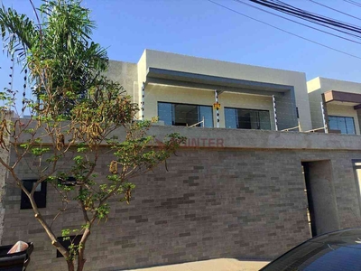 Casa com 3 quartos à venda no bairro Jardim Atlântico, 189m²