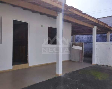 Casa para Venda com 02 Dormitórios, Cidade Jardim - Caraguatatuba/SP