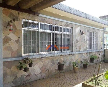 Casa para venda tem 198 metros quadrados com 3 quartos em Santa Maria - Santos - SP